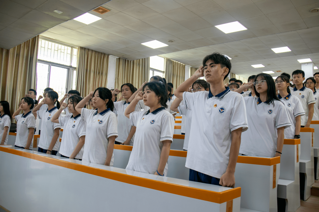 最新徽信名字汇总，自信成长，拥抱无限可能，学习变化之旅