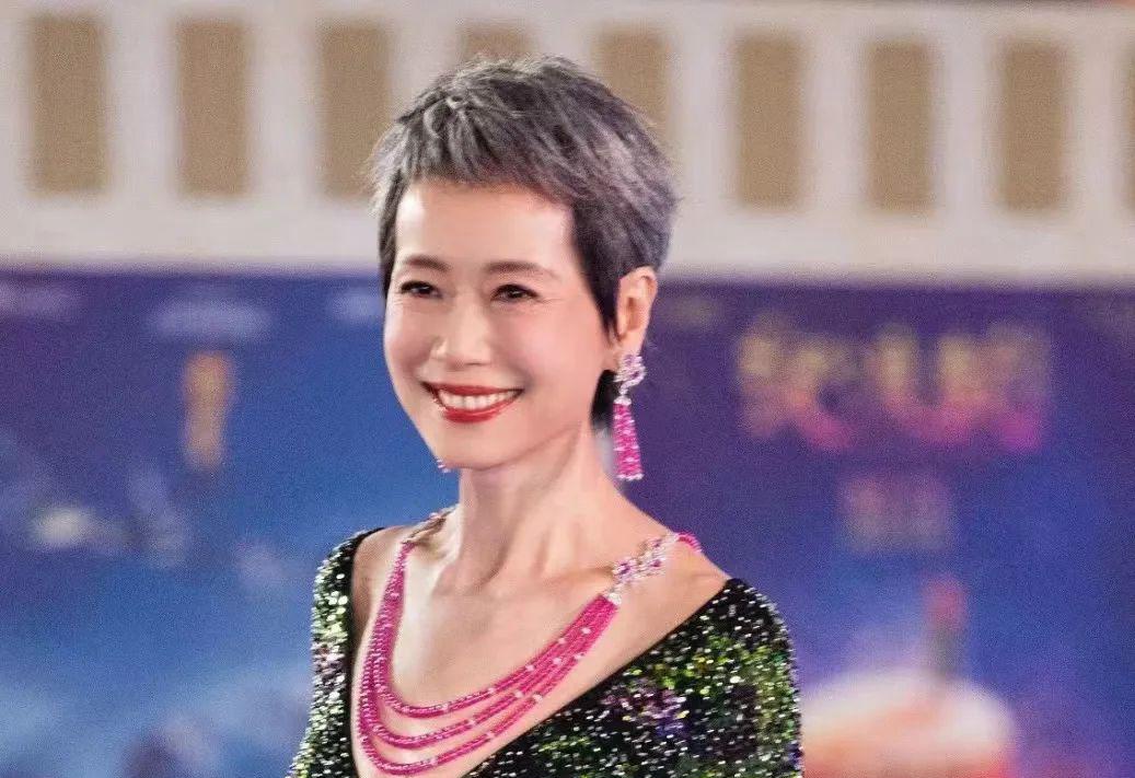 叶童最新动态与资讯获取指南，从初学者到进阶用户的必备指南